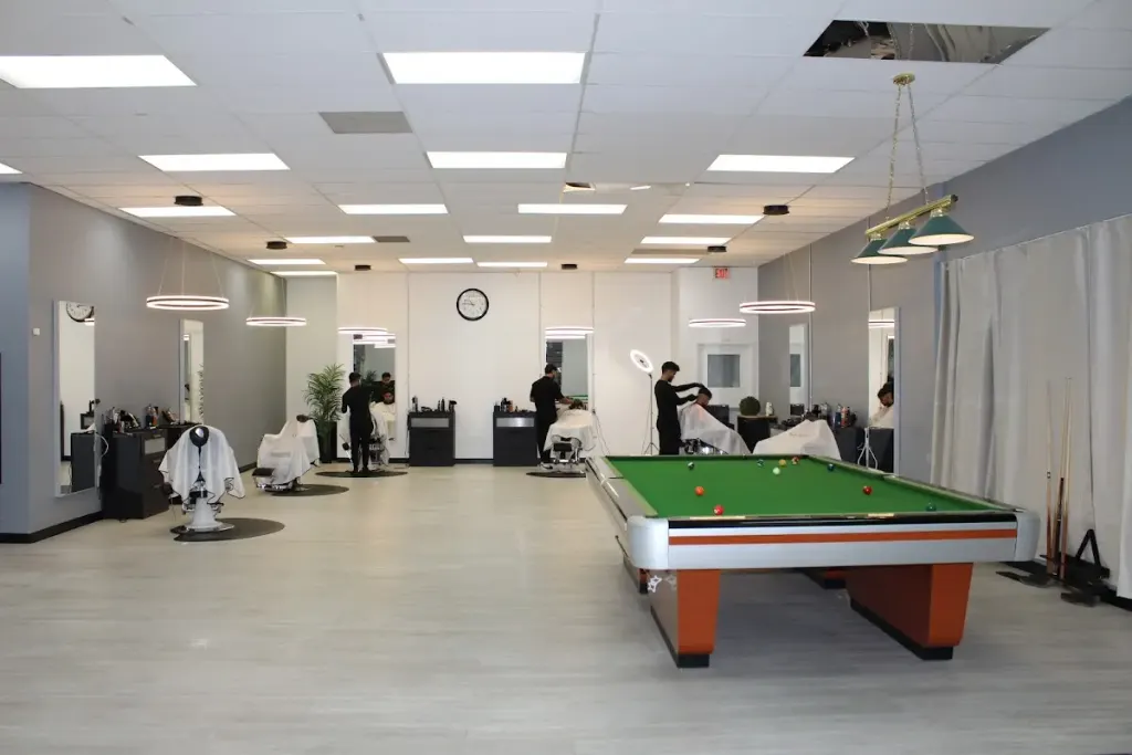 Top Notch Barbershop — Barber shop in Nepean